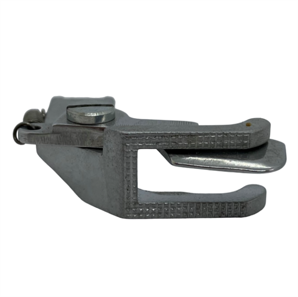 Juki-241-Sol-4Mm-Cima-Ayak-1e43.png Juki 241 Sol 4Mm Çima Ayak - Konfeksiyon Sepeti