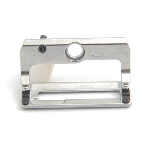 Juki-LBH781-16Mm-Ilik-Ayak-B1552-781-OA-43e4.jpg Juki LBH781 16Mm İlik Ayak / B1552-781-OAO-A - Konfeksiyon Sepeti