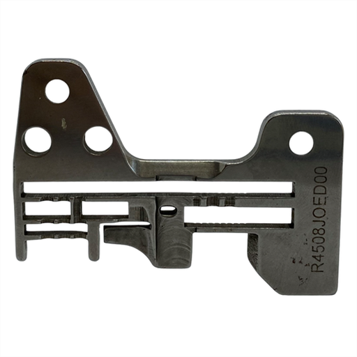 Juki-Overlok-3900-5-Ip-Penye-Plaka-R450-d91e.png Moonstar BDR Juki Overlok 3900 5 İplik Penye Plaka R4508-JOE-DOO – overlok iğne plakası