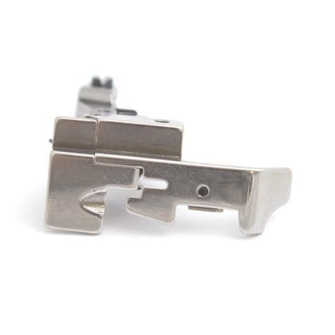 Juki-Overlok-5-Ip-Penye-Fermuar-Ayak-130-dcb2.jpg Juki Overlok 5 İp Penye Fermuar Ayak /13035-04 - Konfeksiyon Sepeti