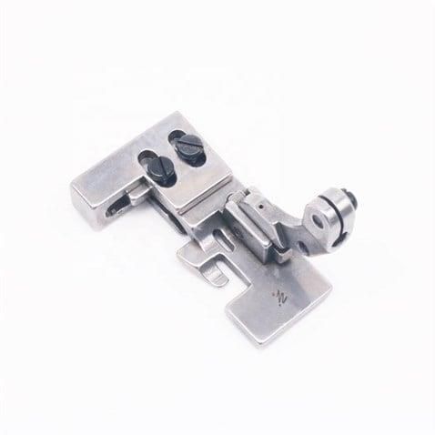 Juki-Overlok-5-Iplik-Buzgu-Ayak-13036-1-3e14.jpg Juki Overlok 5 İplik Büzgü Ayak / 13036-13 - Konfeksiyon Sepeti