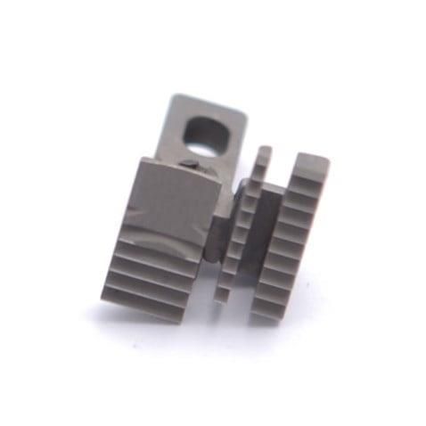 Pegasus-Overlok-3-Ip-Arka-Ve-Zincir-Disl-0aee.jpg Hard Steel Pegasus Overlok 3 İp Arka Ve Zincir Dişli / 208911-BF