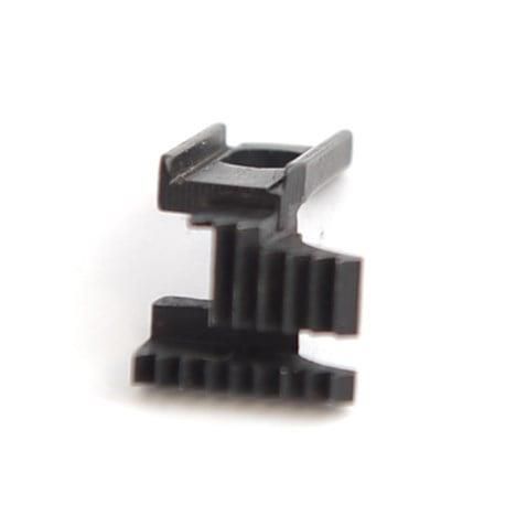 Rimoldi-Overlok-5-Ip-Arka-Disli-fcf6.jpg Rimoldi Overlok 5 İp Arka Dişli - Konfeksiyon Sepeti