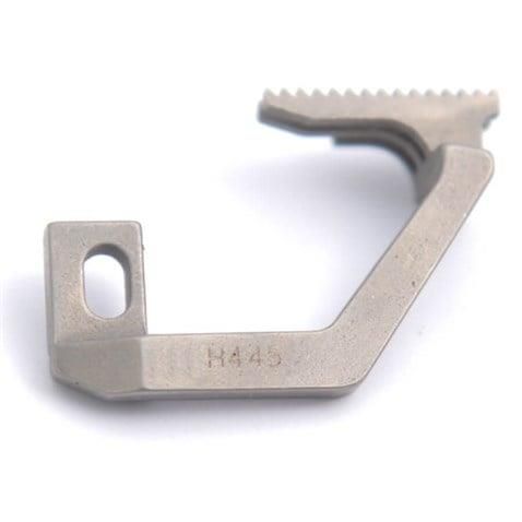 Siruba-Overlok-3-4-Ip-On-Disli-H445-0710.jpg Siruba Overlok 3-4 İp Ön Dişli / H445 - Konfeksiyon Sepeti