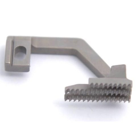 Siruba-Overlok-3-4-Ip-On-Disli-H445-26ae.jpg Siruba Overlok 3-4 İp Ön Dişli / H445 - Konfeksiyon Sepeti