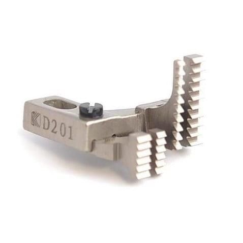 Siruba-Overlok-3-Ip-Esarp-Arka-Ve-Zincir-01d7.jpg Siruba Overlok 3 İp Eşarp Arka Ve Zincir Dişli / D201+D209 - Konfeksiyon Sepeti