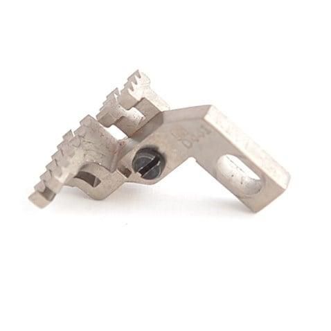 Siruba-Overlok-4-Ip-Arka-Disli-D441-108d.jpg Siruba Overlok 4 İp Arka Dişli / D441 - Konfeksiyon Sepeti