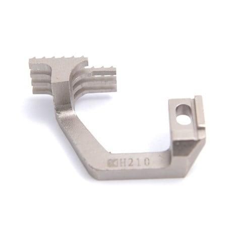 Siruba-Overlok-K-Seri-4-Ip-Tiriko-On-Dis-0768.jpg Siruba Overlok K Seri 4 İp Tiriko Ön Dişli / H210 - Konfeksiyon Sepeti