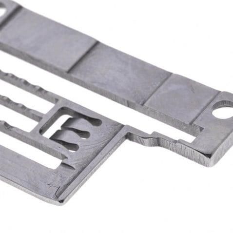 Siruba-Recme-Bant-Plaka-6.4Mm-E3327-1931.jpg Siruba Reçme Bant Plaka 6.4Mm / E3327 - Konfeksiyon Sepeti