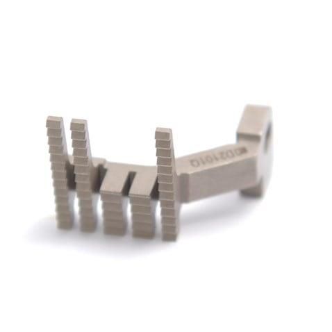 Siruba-Recme-C007-Regulali-Arka-Disli-D-d553.jpg Siruba Reçme C007 Regulalı Arka Dişli / D2101Q - Konfeksiyon Sepeti